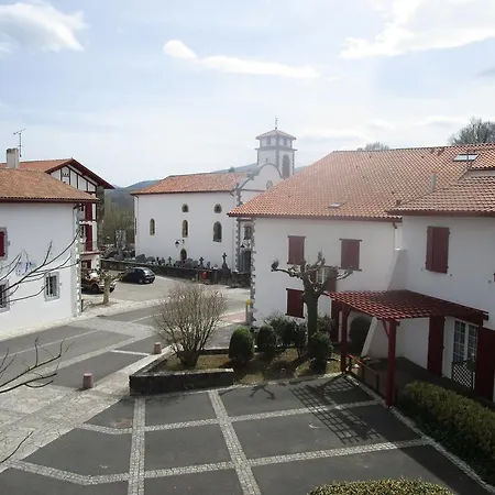Ξενοδοχείο με διαμερίσματα Bergara